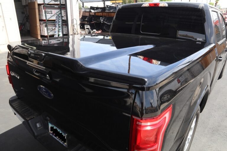 Undercover Elite LX Painted Tonneau Cover